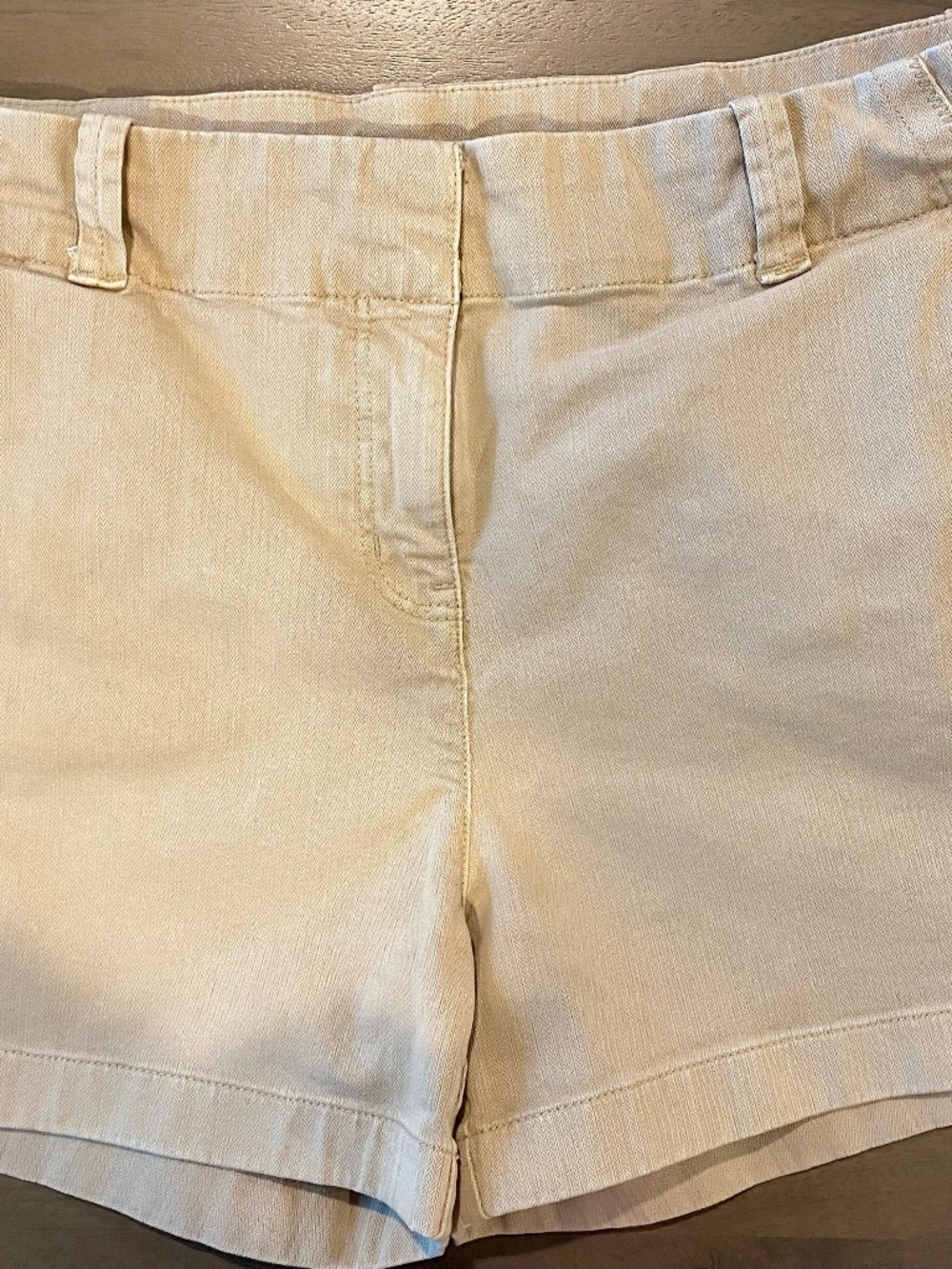 Vineyard Vines 3 1/2 inch Herringbone Everyday Shorts Size 10 Tan-Khaki.